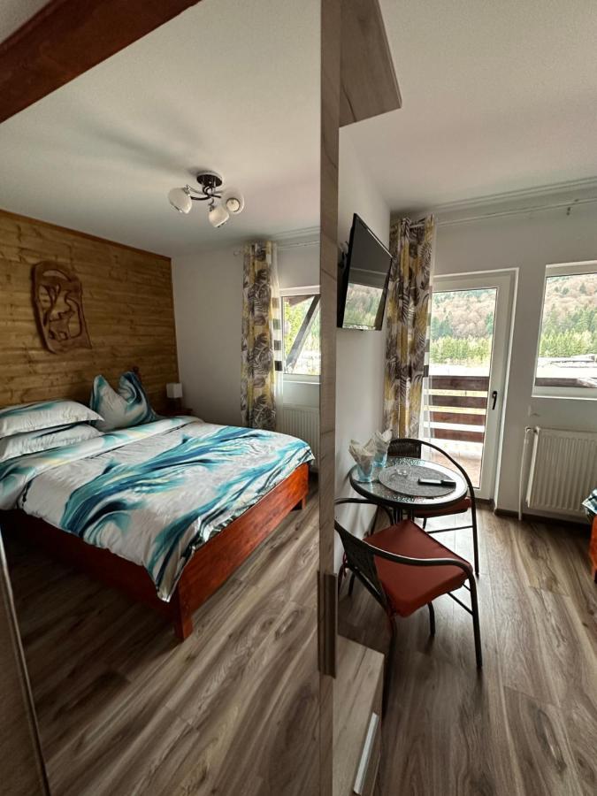 Casa Rares Buşteni Exteriér fotografie